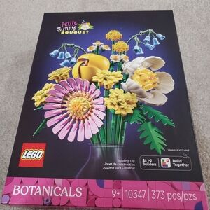 LEGO Botanicals Petite Sunny Bouquet
